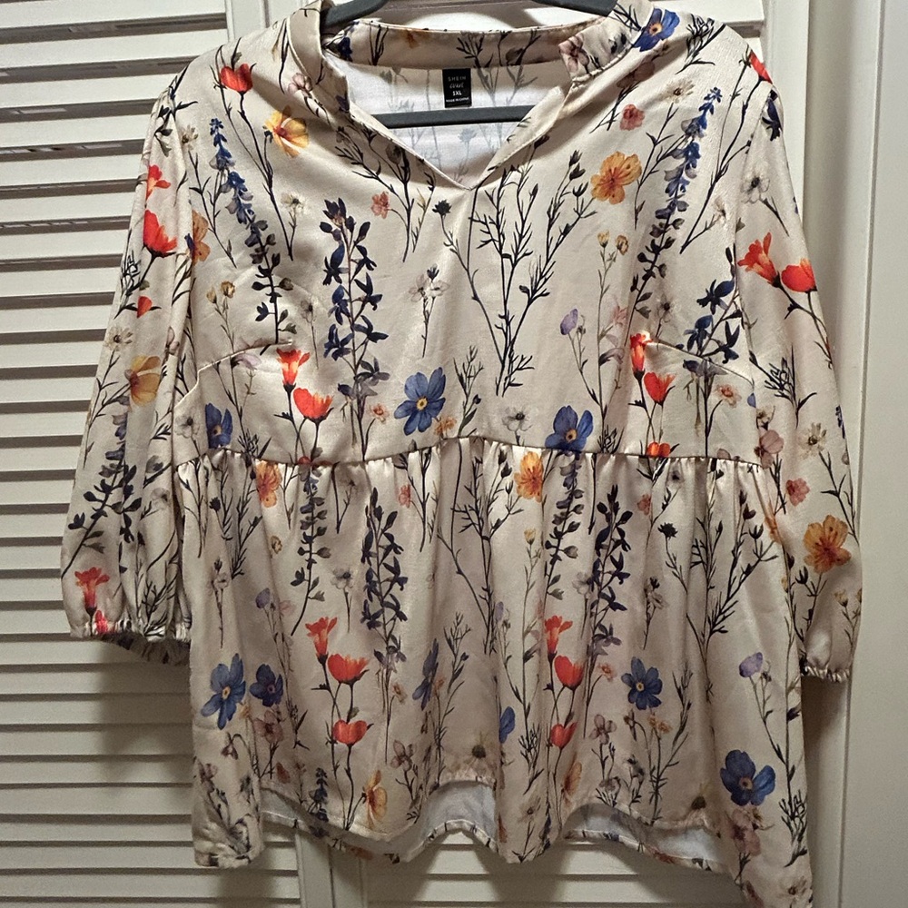 SHEIN Floral Print Women's Top